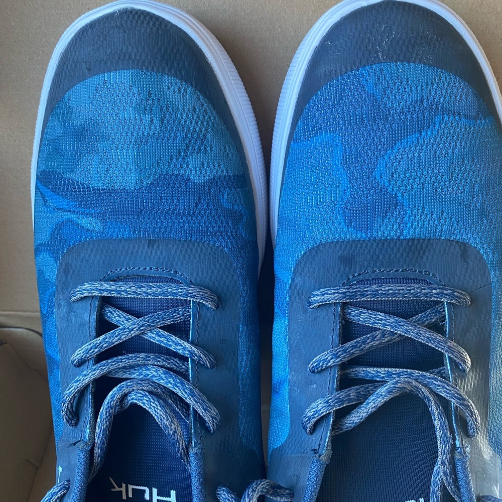 HUK Mahi Shoes Brand New in Box - Picture 4 of 6